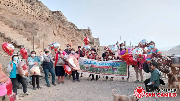 ¡Dona un Abrigo Ahora! Calienta un Corazón y Cambia una Vida