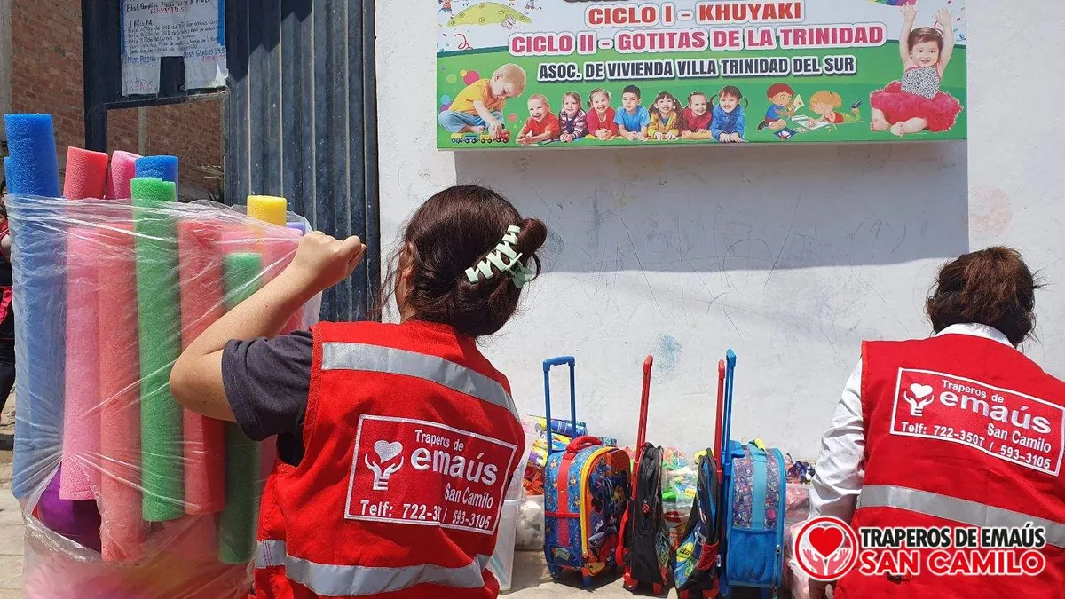¡Libera Espacio y Ayuda al Planeta! Guía Fácil de Recogida de Libros