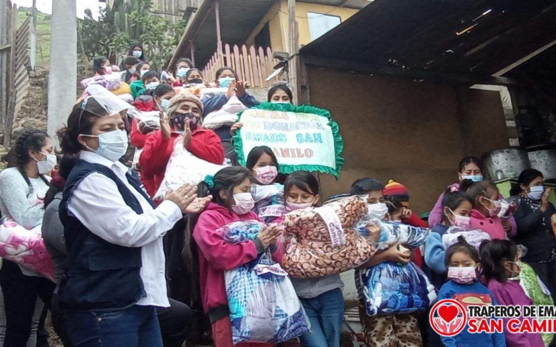 ¡Transforma tu hogar ayudando a otros! Guía para donar tus cosas de casa