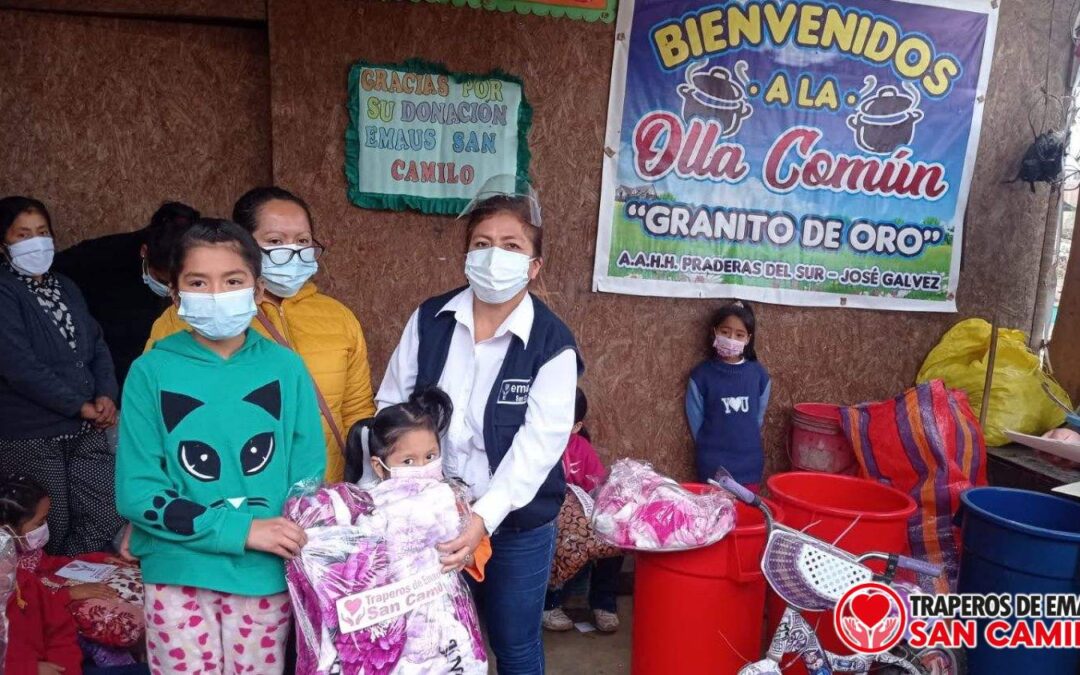 ¡Dona Ropa Usada en Lima y Cambia Vidas!
